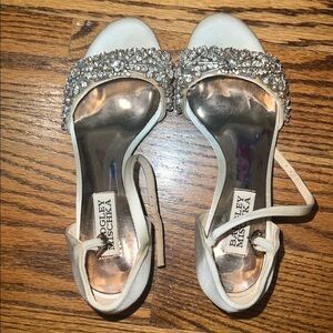 Badgley Mischka gemmed Strappy Shoes size 5